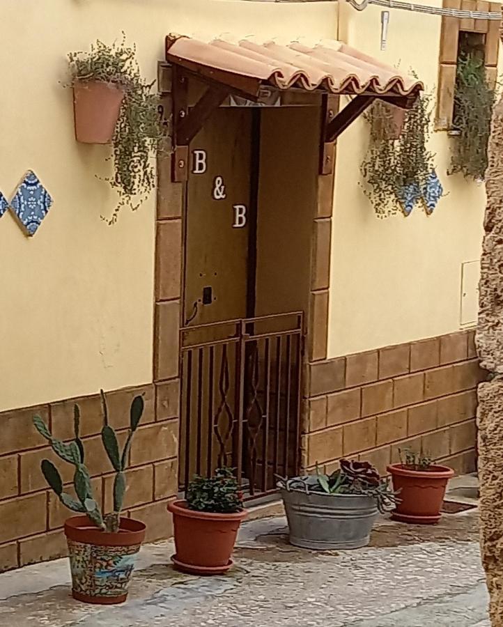 La Corte Di Angelica Sciacca Exteriör bild