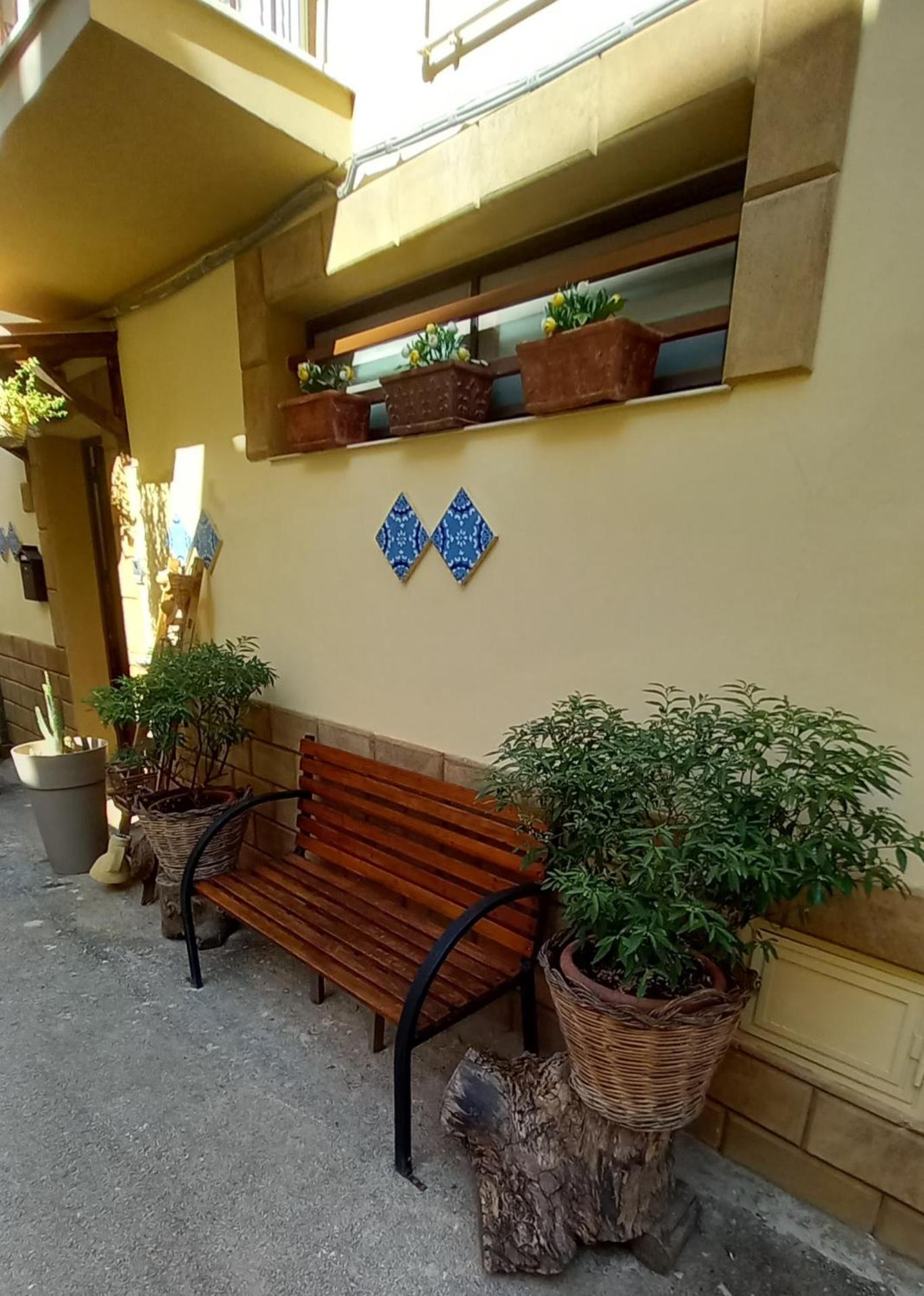 La Corte Di Angelica Sciacca Exteriör bild