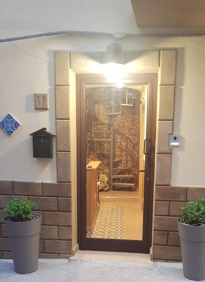 La Corte Di Angelica Sciacca Exteriör bild